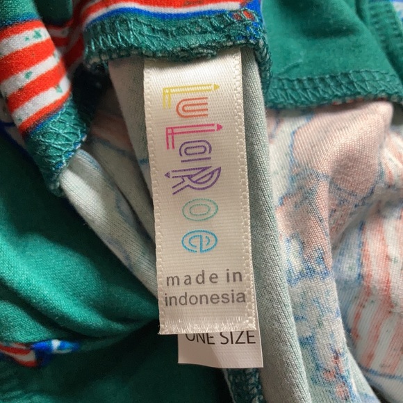 One size 4th of July LuLaRoe Leggings - Picture 3 of 4